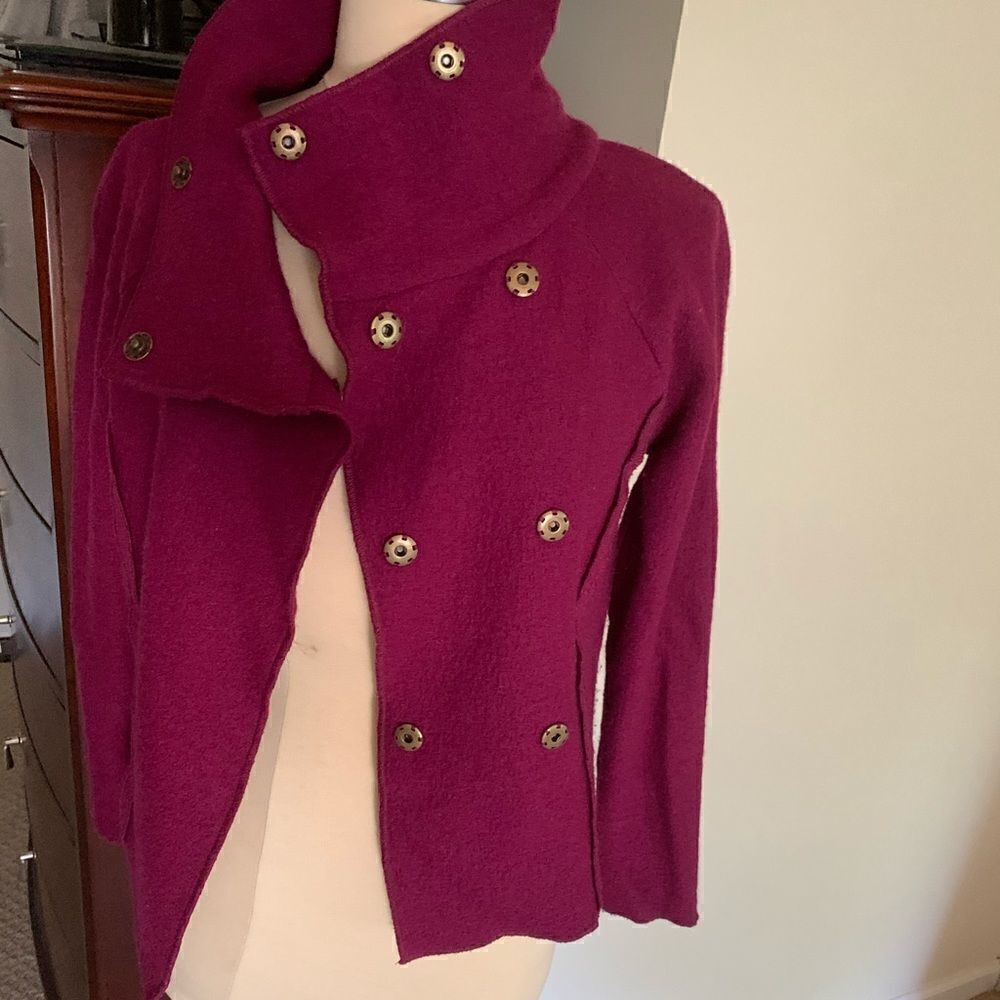 Cache fuchsia wool jacket - Picture 3 of 6